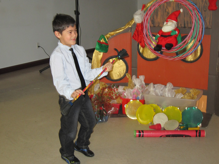 Garderie Coin DOiseaux celebrant Noël
